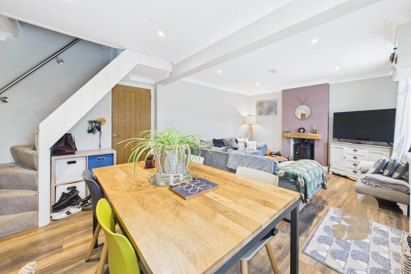 Living/Dining Room